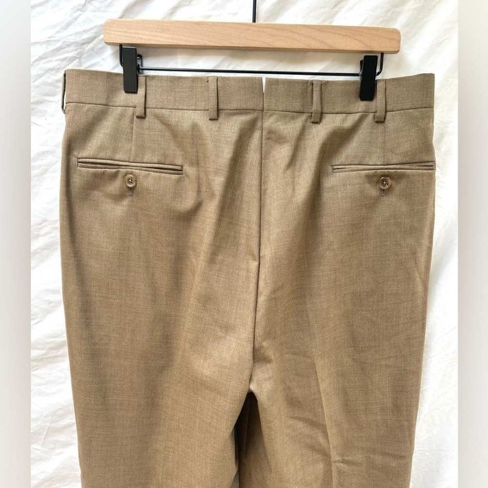 Brooks Brothers Saxon Dress Pants Mens Tan Pleated Wool Cuffed USA Size 37W - Picture 2 of 9